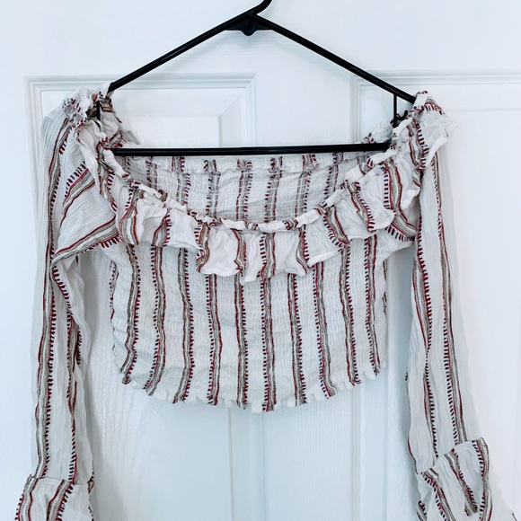 LivandJess crop top off the shoulder - Picture 3 of 3